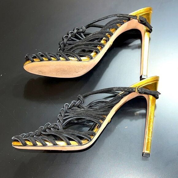 Gucci Gold & Black Rope Heels With Buckle Closure. Pre-Owned. Size 38.5 (8.5) - Picture 4 of 16